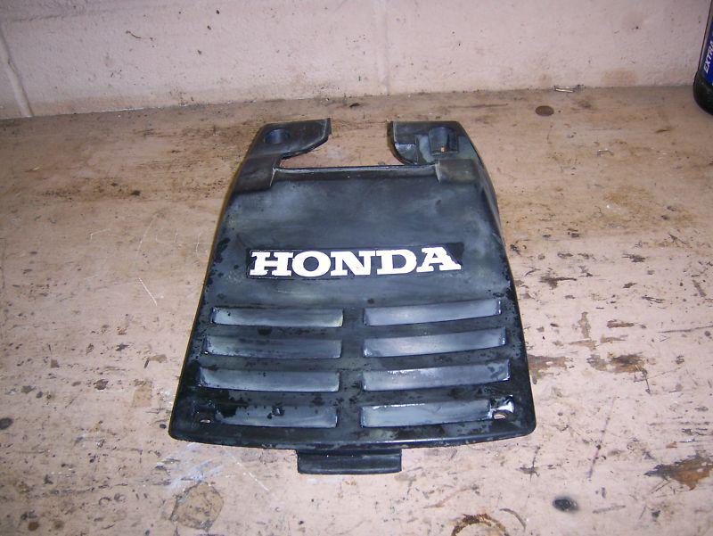 1986 honda trx 350 fortrax foreman upper front fender cowl grill