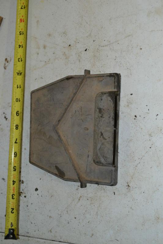 B kawasaki bayou 220 airbox air box lid top  96 96 98 99  2000 01 free ship