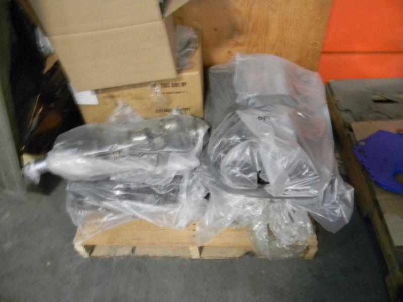 Ford 351 engine with 4 v heads 