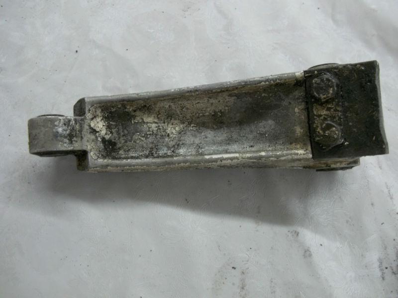 Mystery cessna nose strut upper torque link w/centering stop