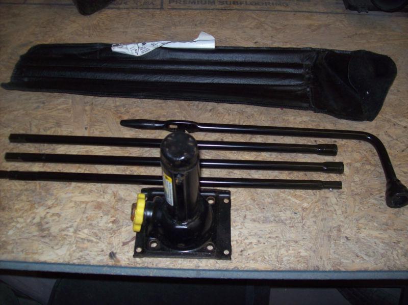 Sell 20012011 GMC Sierra Chevrolet Silverado 1500 Jack With Toll Kit