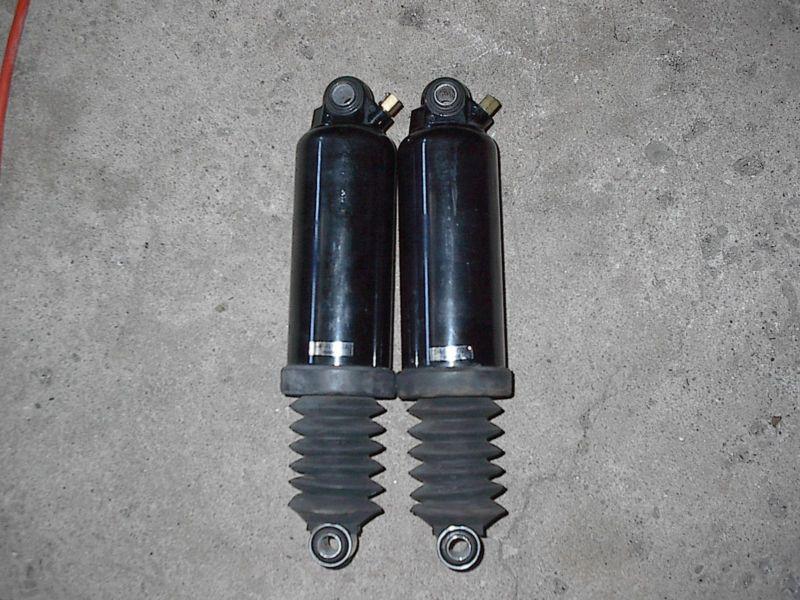 Sell Harley Davidson Lowering Air Shocks 5466102A in Middletown, New