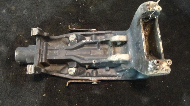 Used 25" swivel braket #0432709 for 1990 johnson 225hp outboard motor ~225txess~