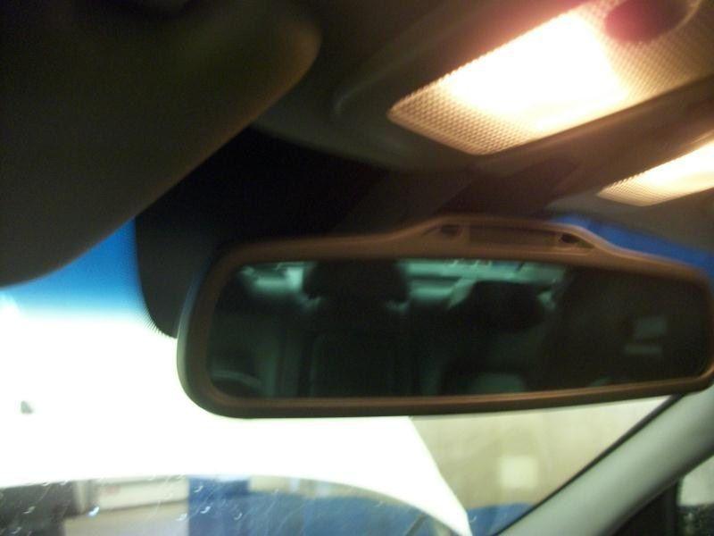 Sell REAR VIEW MIRROR 03 VOLVO S80 INTERIOR REAR VIEW MIRROR in