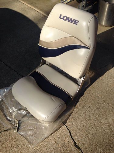 Lowe boat seat "excellent" condition