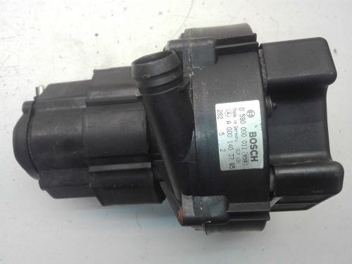 Mercedes oem  vacuum pump smog air pump bosch a0001403785 ml320 e320 c320 nr20
