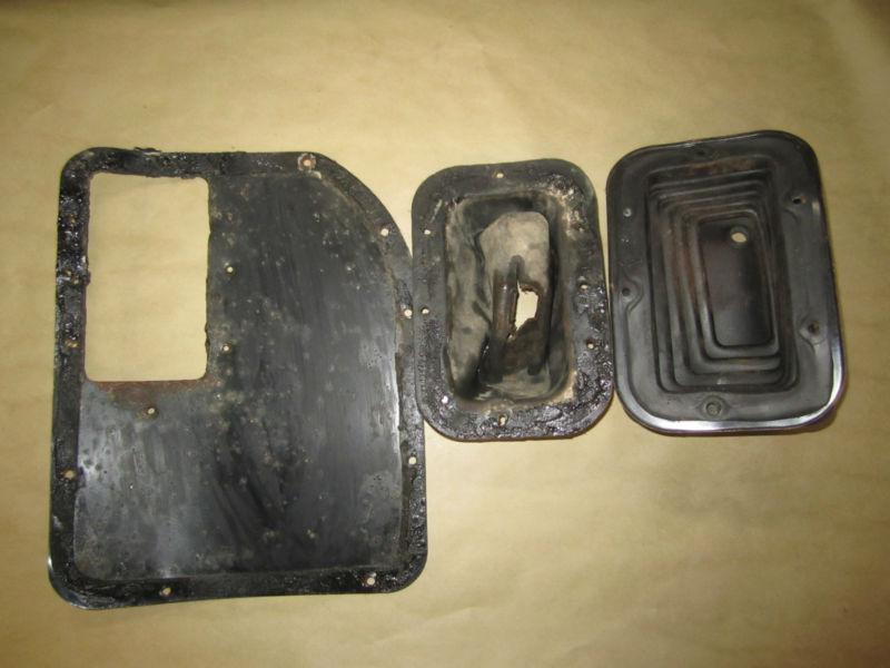 Sell Jeep YJ 8795 Wrangler SHIFTER PLATE & BOOT SET Inner Outer