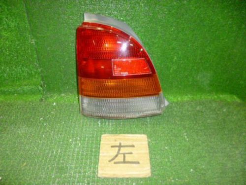 Toyota crown majesta 2000 rear left combination lamp [8115600]