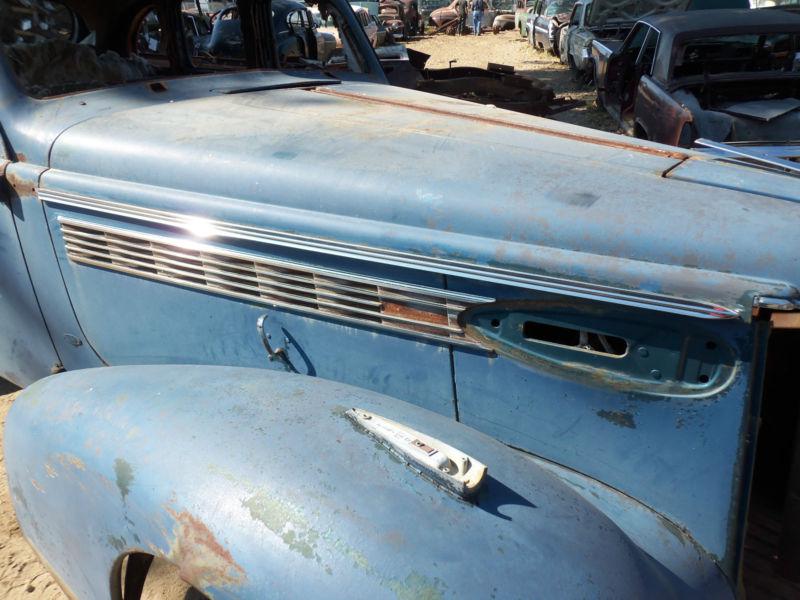 38 buick special right upper top hood molding moulding trim spear