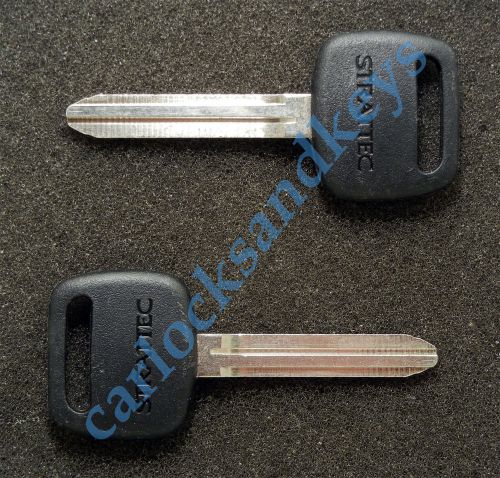 New aftermarket tr47 key blanks for a 1994-2004 toyota celica
