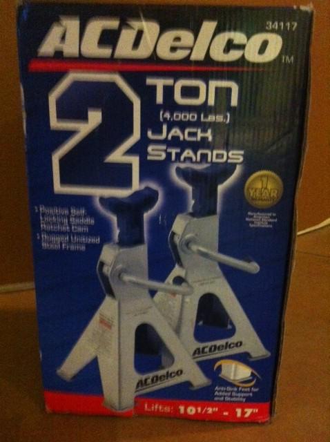 Jack stands