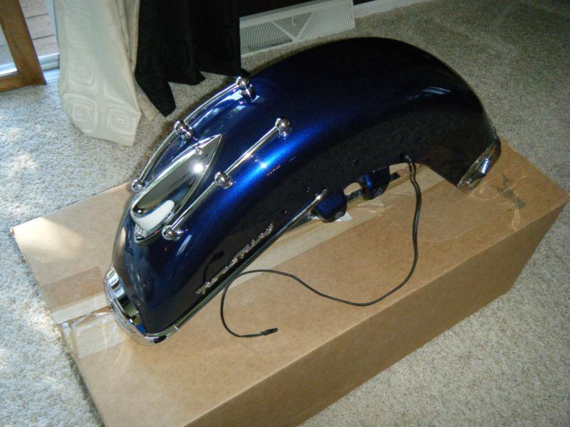 Sell Harley Davidson Touring FLHR Front Fender in Jackson, Wisconsin