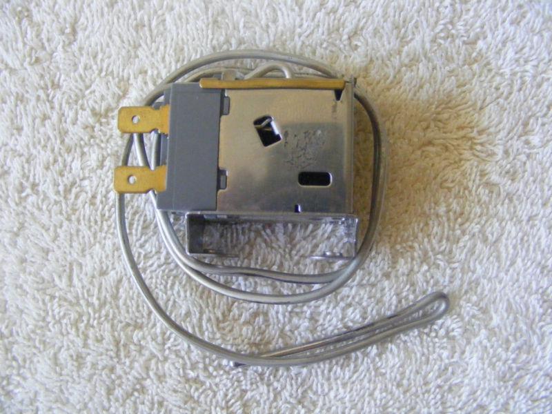 Sell NEW OEM HONDA AC THERMOSTAT SWITCH 38660SA5003 FOR ACCORDS 1982