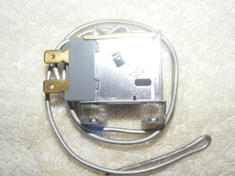 Sell NEW OEM HONDA AC THERMOSTAT SWITCH 38660SA5003 FOR ACCORDS 1982