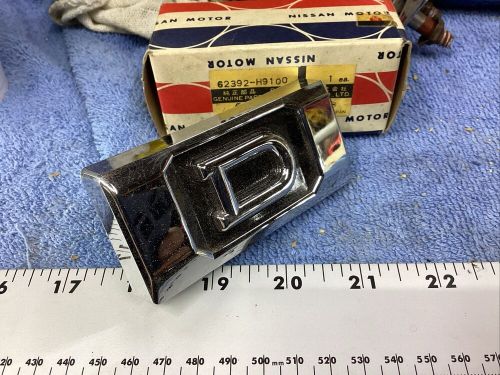 NOS DATSUN SUNNY B310 Front Grill Badge Emblem NISSAN 82392-H9100, US $49.00, image 4