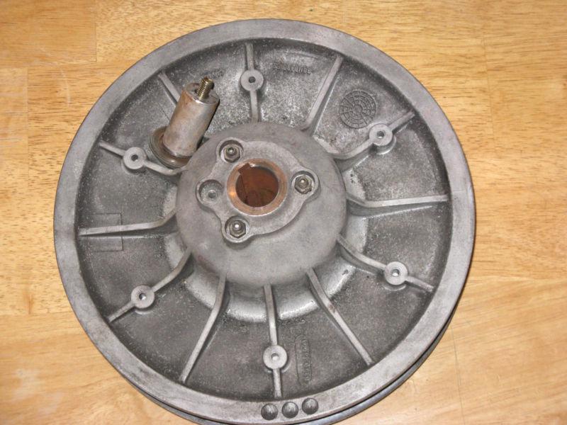 Skidoo touring secondary clutch