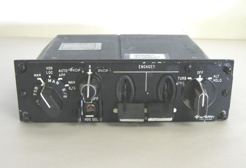 Sperry aircraft sp-77 flight control system panel 4050736-901