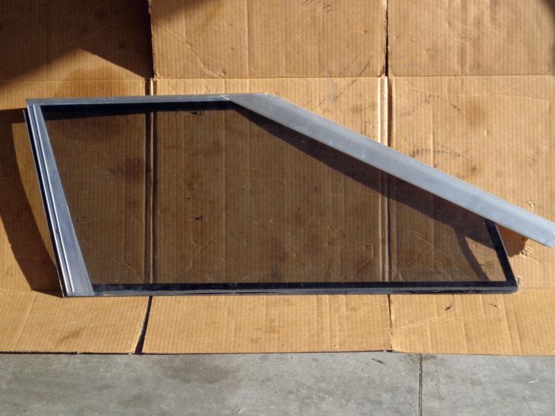 Sell WINDSHIELD BAYLINER COBRA FRONT STARBOARD SIDE PANEL (RIGHT OR