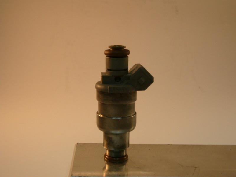 Sell Dodge 199699 Ram 1500 5.2L & 5.9L OEM Set of 8 Fuel Injectors in