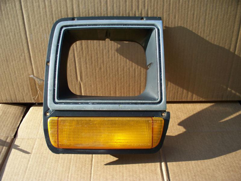 1986 - 1989 dodge truck rh passenger side headlight bezel mopar ram 86 87 88 89
