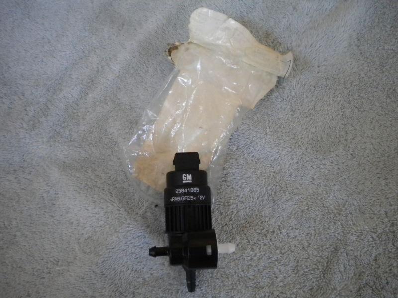 Sell 20022007 Saturn Vue Windshield Washer Pump, New OEM in Henderson