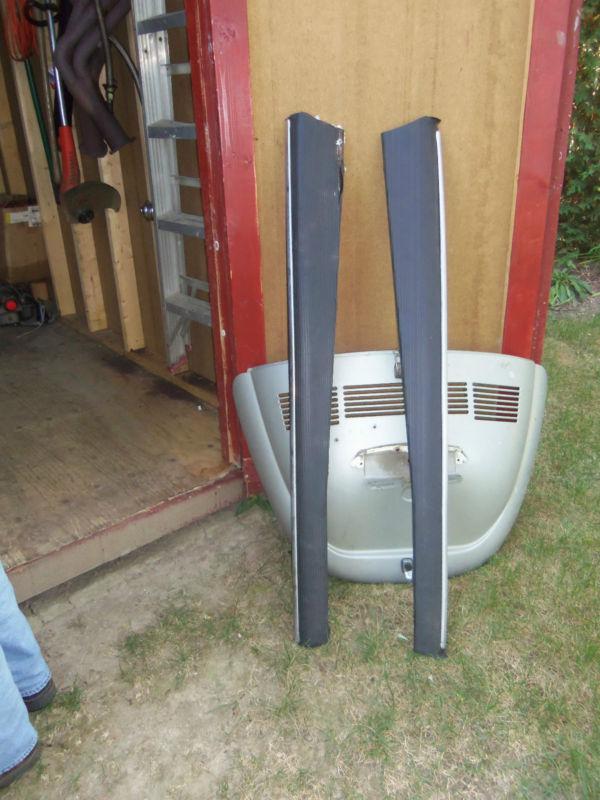 Sell 77 Vw Bug Running Boards In Valparaiso Indiana Us For Us 2500