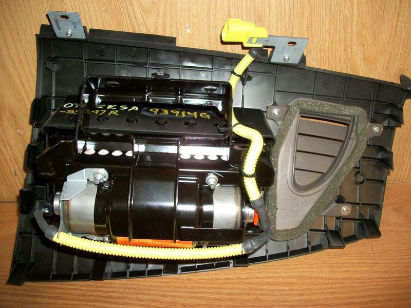 2007 - 2012 Nissan Versa - Right Side Air Bag (39), US $79.00, image 2