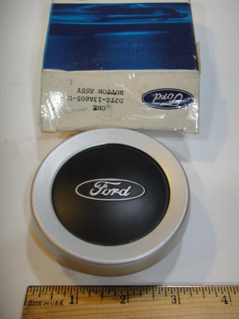 67 68 69 70 71 72 73 74 75 76 77 ford big truck - horn button - nos