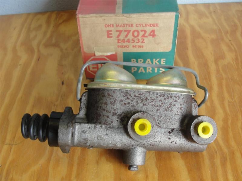 Sell NOS 1974 WILLYS JEEP MASTER CYLINDER EIS E77024 in Torrington