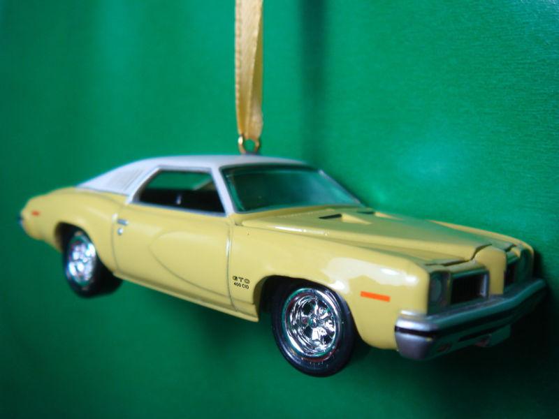 1973 '73 pontiac gto light yellow christmas tree ornament