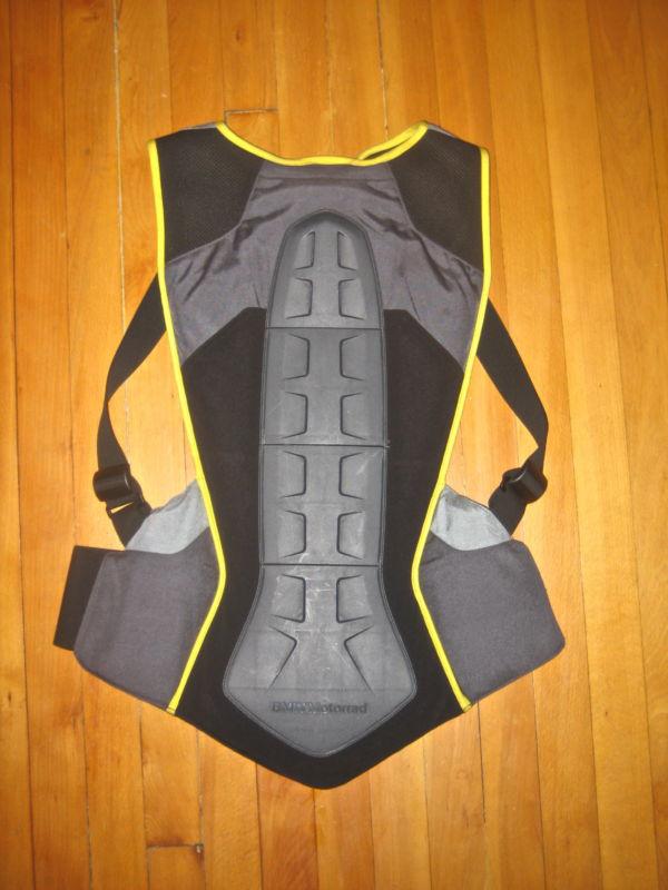 Bmw genuine motorrad level 2 back protector - large - used