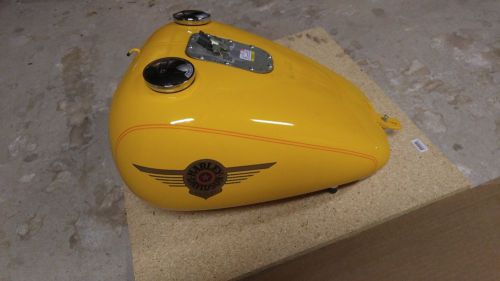Harley davidson 2002 fat boy fuel tank