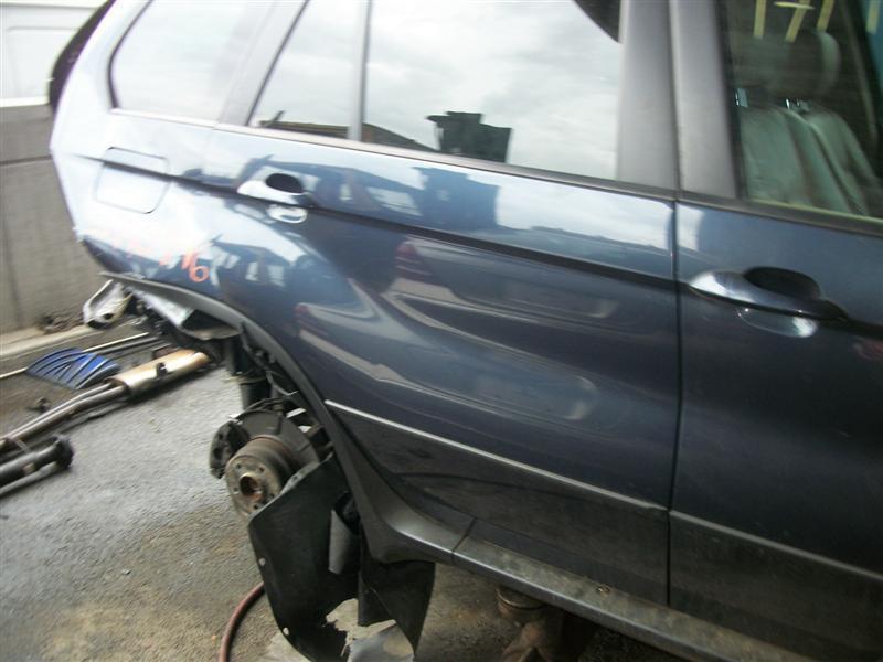 04 05 06 BMW X5 R. GRILLE UPPER HOOD BLACK/CHROME FINISH, US $60.00, image 5