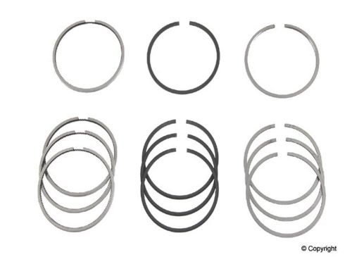 Grant engine piston ring set 061 54057 633 piston rings