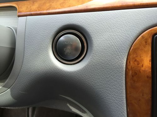 Mercedes-benz keyless-go engine start/stop button latest version