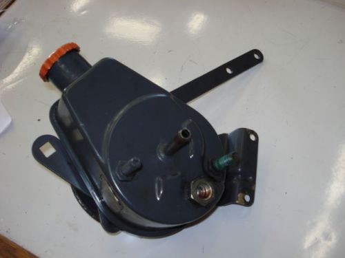 Omc cobra power steering pump 983791 fits 1984 - 1993 sterndrives most v6 and v8