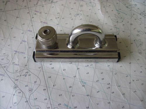 Genoa track slide car