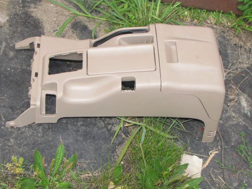 Isuzu trooper / opel monterey / holden jackaroo - center console cupholder
