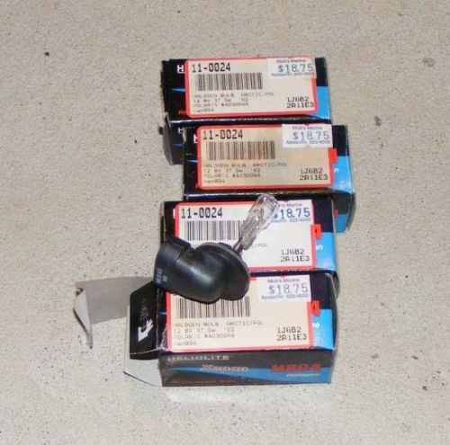 A518 lot of 4 polaris halogen bulbs 4030046 11-0024 894 nos