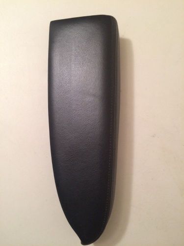 2004 acura tl driver side rear door arm rest oem