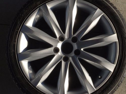 Fisker karma factory winter wheels and tires