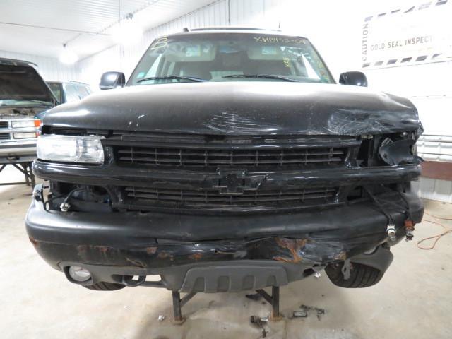 2004 chevy suburban 1500 rear seat belt & retractor only 2nd row left gray