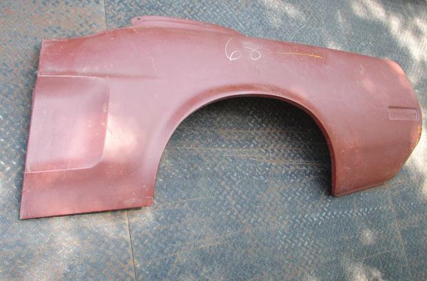 Nos 1968 ford mustang gt coupe shelby lh quarter panel c8zz- 6527841-a 