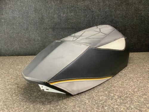 12 ski doo renegade mxz xrs e-tec 800 seat 67k