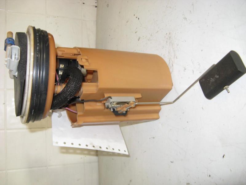 01 02 03 04 pt cruiser fuel gas pump assembly w/ motor