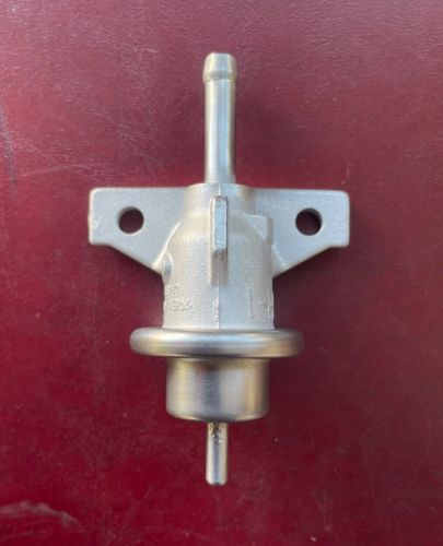 GENUINE Fuel Pressure Regulator For 96-01 HONDA CRV 2.0L I4, US $35.00, image 3