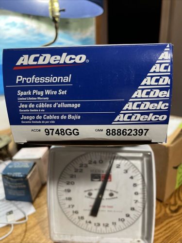 Ac delco 9748gg spark plug wires set of 8 for chevy avalanche suburban yukon