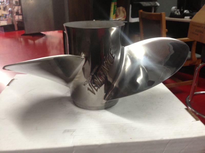 17 PITCH MERCURY VENGEANCE RIGHT HAND 3 BLADE STAINLESS STEEL BOAT PROP (D), US $290.00, image 2