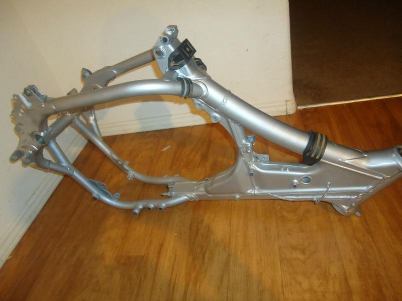 Yamaha yz 250f frame 03-05 painted silver yz 250f yz250f 2003 2004 2005