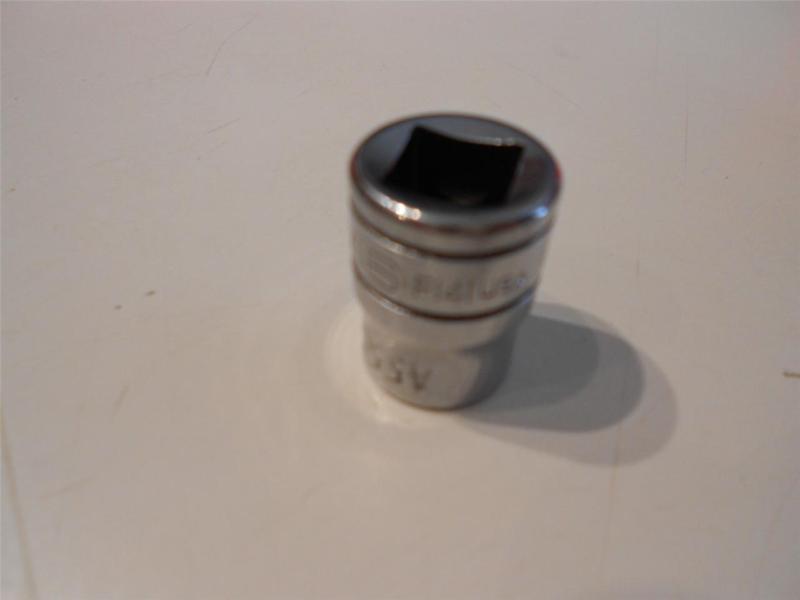 Snap-on 3/8" drive 12 point shallow 7/16 socket f141